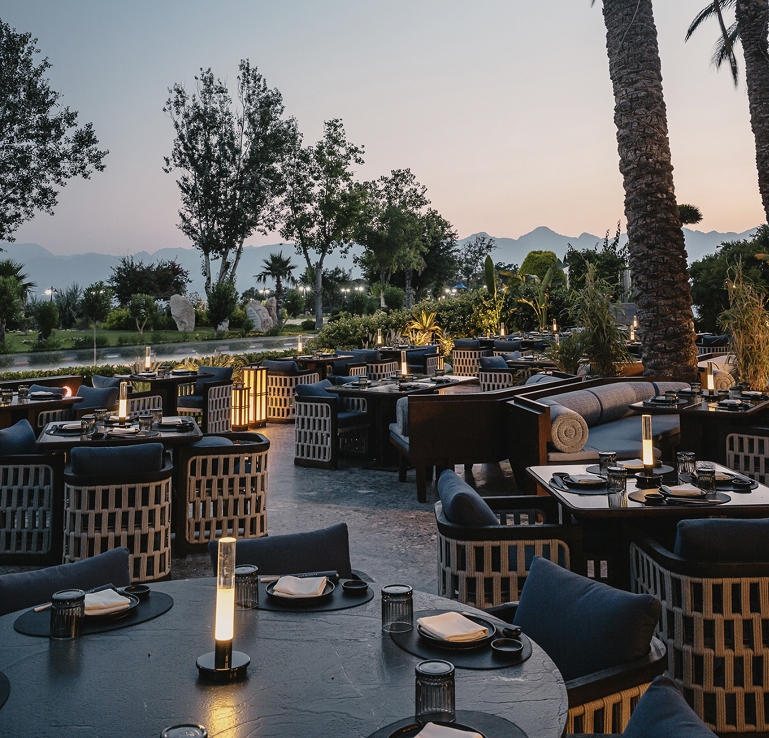 Kushimoto bar alanı